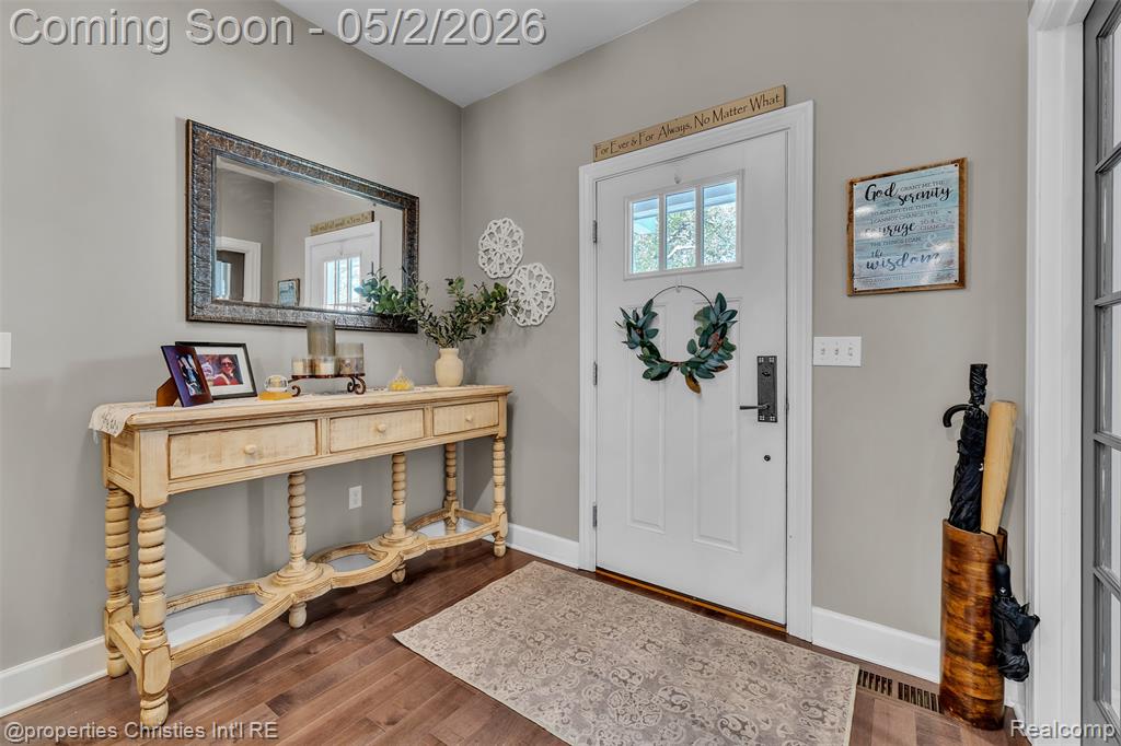 3281 Cumberland Road Berkley, MI 48072 - Photo 3 of 60