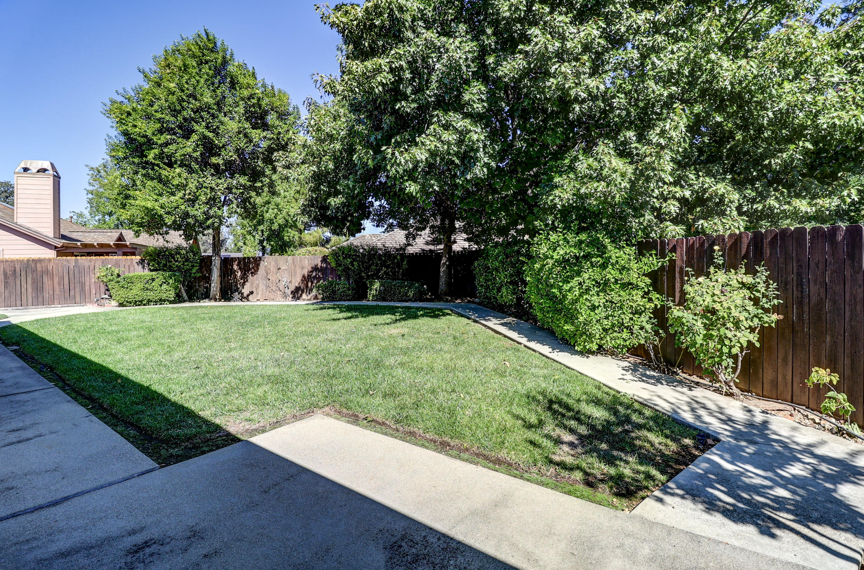 3884 Andes Drive Redding, CA 96001 - Photo 41 of 56 a view of a back yard