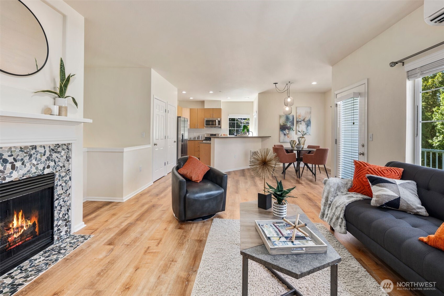 4818 Davis Place South, Unit G Renton, WA 98055 - Photo 6 of 40 Gallery Image 6