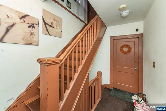 $915,000 | 58 Hathaway Street, Wallington, NJ 07057