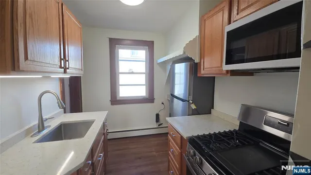 $915,000 | 58 Hathaway Street, Wallington, NJ 07057