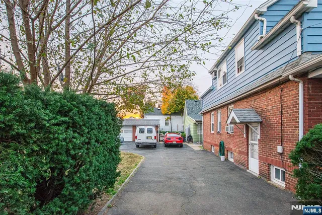 $915,000 | 58 Hathaway Street, Wallington, NJ 07057