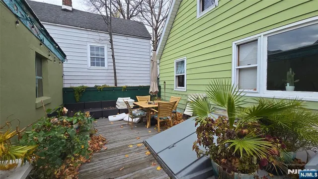 $915,000 | 58 Hathaway Street, Wallington, NJ 07057