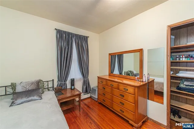 $915,000 | 58 Hathaway Street, Wallington, NJ 07057