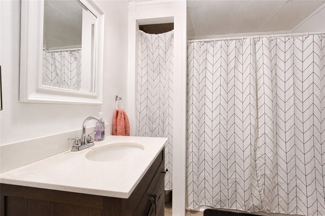2537 Edwards Road Waterloo, NY 13165 - Photo 21 of 39