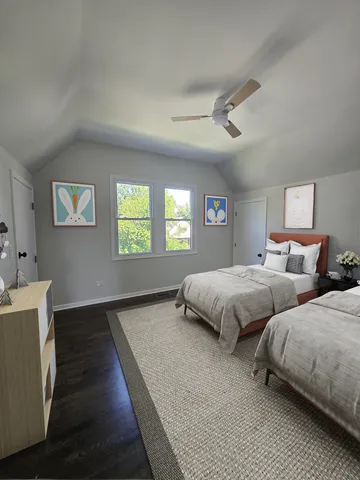 $2,500 | 429 West 102nd Place, Chicago, IL 60628