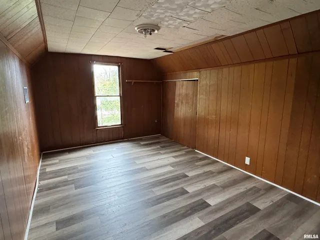 $39,900 | 2802 West Malone Street, Peoria, IL 61605