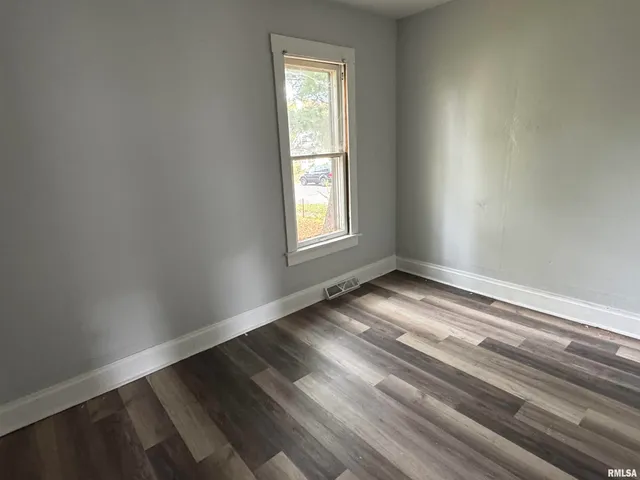 $39,900 | 2802 West Malone Street, Peoria, IL 61605