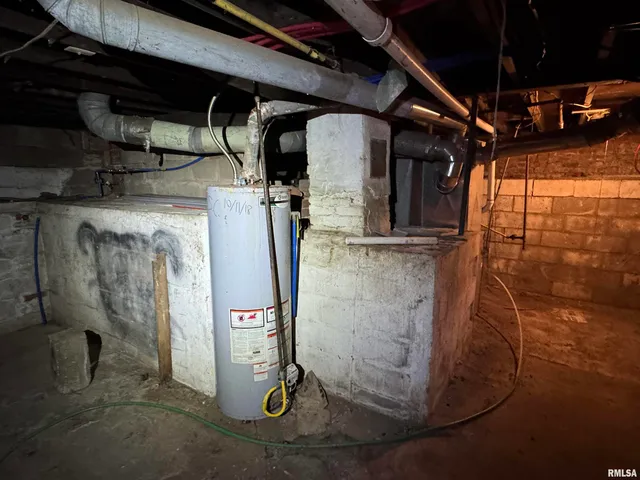 $39,900 | 2802 West Malone Street, Peoria, IL 61605