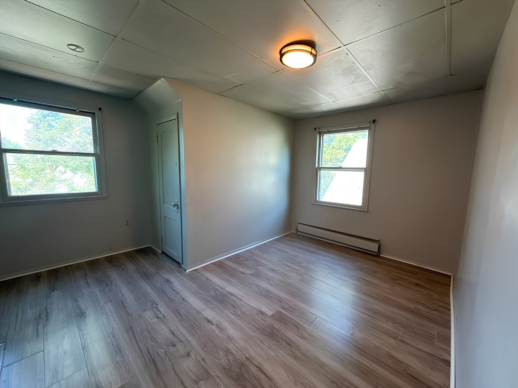 164-166 Woodlawn Street, Unit 3 Springfield, MA 01108 - Photo 5 of 14