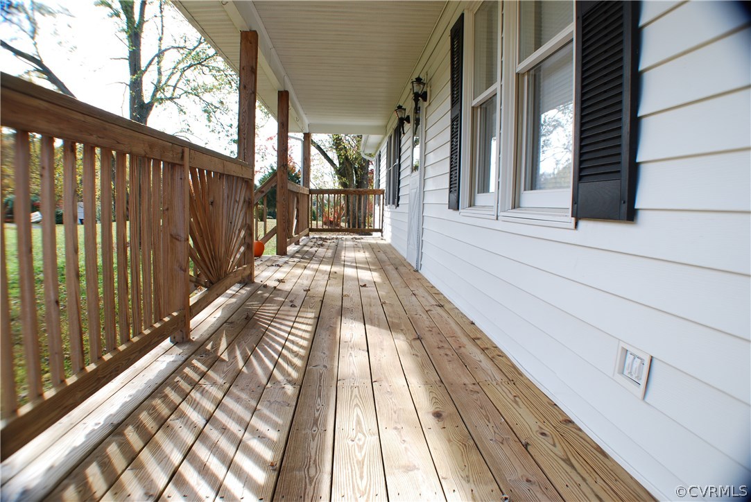 1700 Arrowhead Road Quinton, VA 23141 - Photo 2 of 14 Gallery Image 2