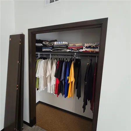 $115,000 | 423 West 104th Street, Unit C, Kansas City, MO 64114