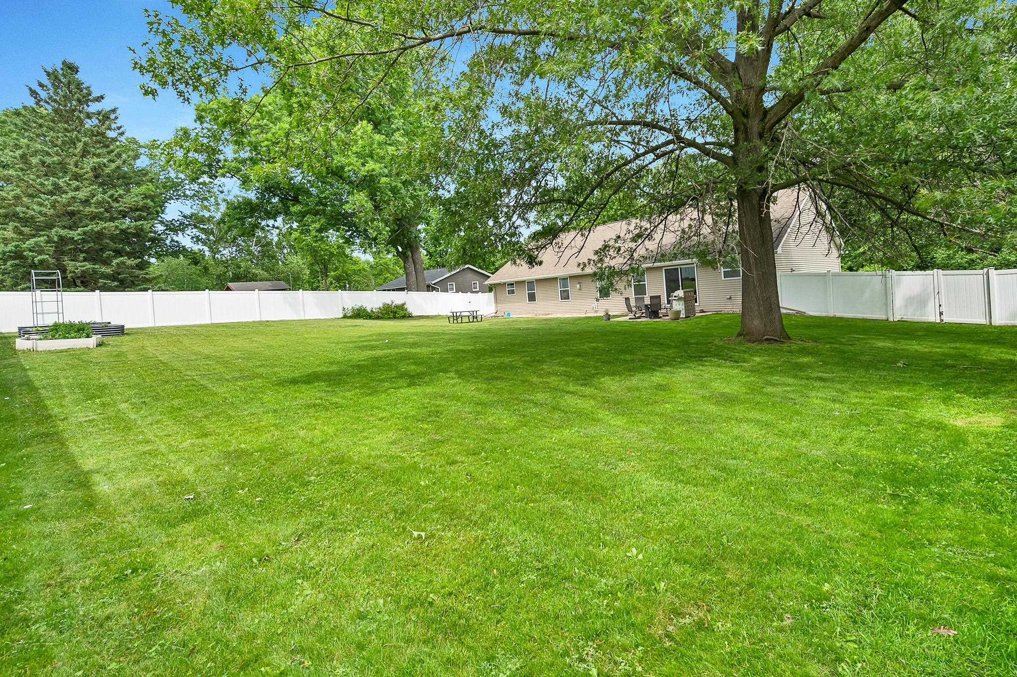 1014 Lacount Road Green Bay, WI 54313 - Photo 53 of 72