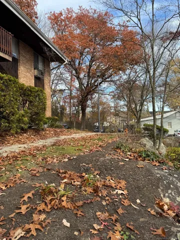 $2,500 | 200 Woodmont Avenue, Unit 123, Bridgeport, CT 06606