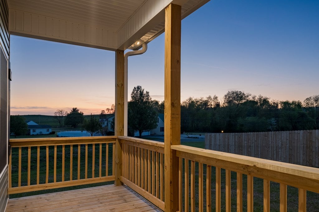 103 Hollyridge Road Saltville, VA 24370 - Photo 10 of 60 Gallery Image 10