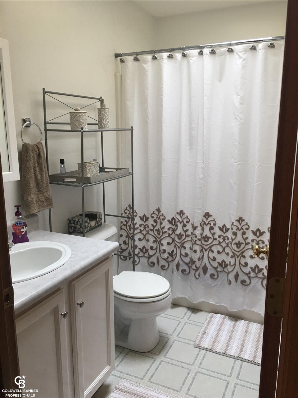 534 West Galbraith Line Road Melvin, MI 48454 - Photo 12 of 16