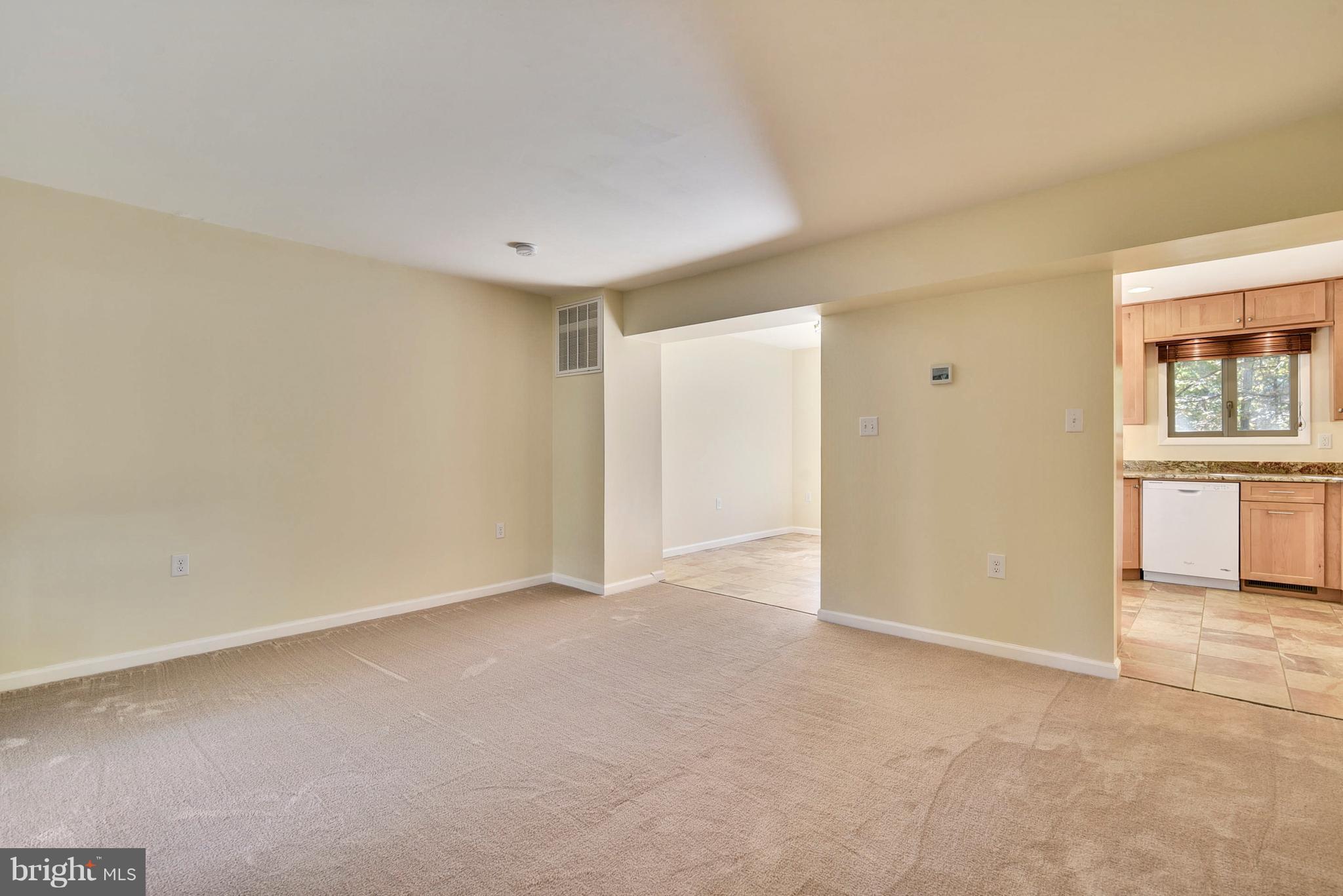 2497 Pyrenees Court Reston, VA 20191 - Photo 6 of 30 Interior (General)