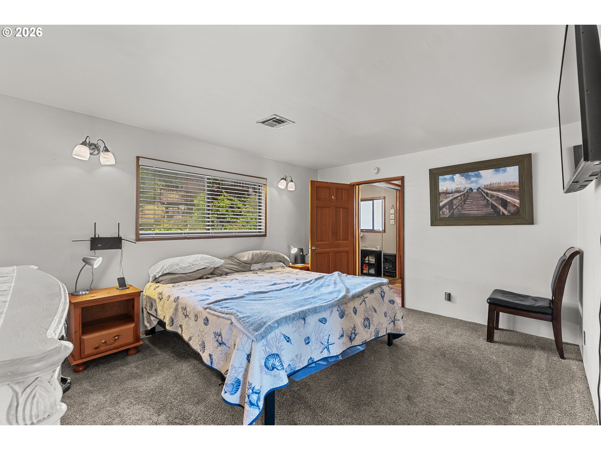 29790 Hound Dog Road Gold Beach, OR 97444 - Photo 13 of 37 Owner's Suite Bedroom