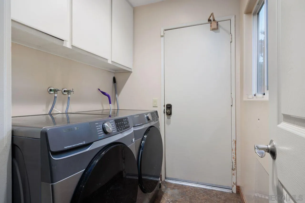 2238 Oceanview Road Oceanside, CA 92056 - Photo 45 of 50 a view of entryway with elevator