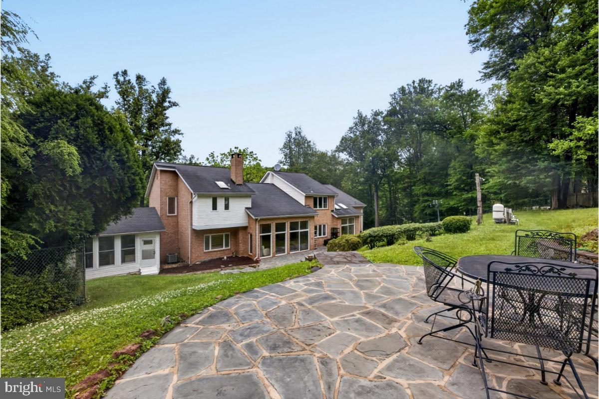 10320 Glen Road Potomac, MD 20854 - Photo 56 of 75