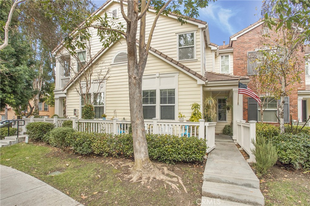 34 Sellas Road South, Unit 18 Ladera Ranch, CA 92694 - Photo 1 of 1 front view of a house