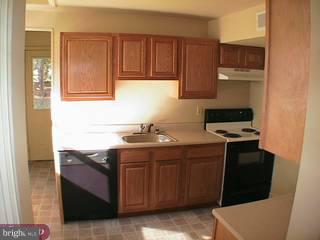 5 Godwin Road New Castle, DE 19720 - Photo 2 of 3 Gallery Image 2