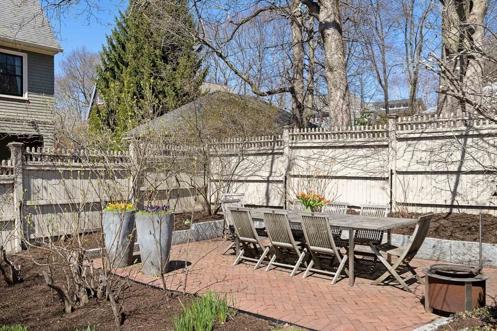 23 Columbia Street Watertown, MA 02472 - Photo 25 of 34