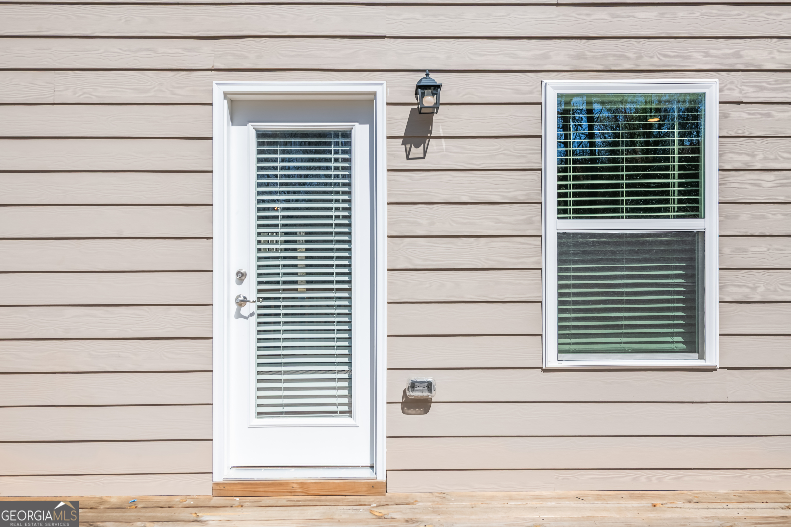 229 Carsons Walk Macon, GA 31206 - Photo 40 of 43 a view of a door with a window