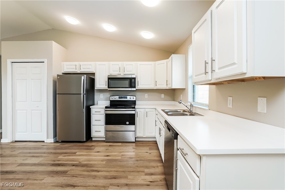 3800 34th Street Southwest Lehigh Acres, FL 33976 - Photo 11 of 16