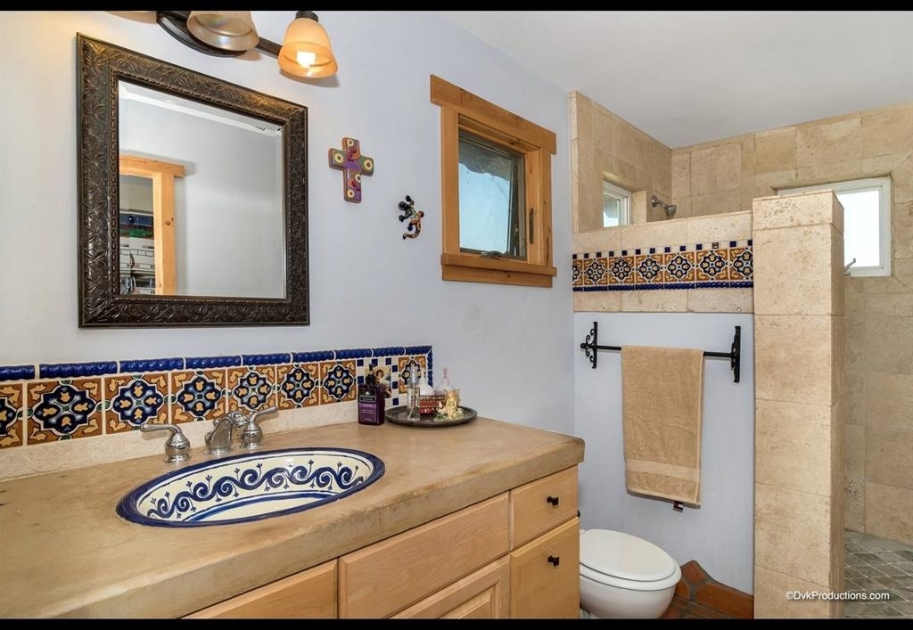 25933 Potrero Valley Road Potrero, CA 91963 - Photo 11 of 25 Gallery Image 11
