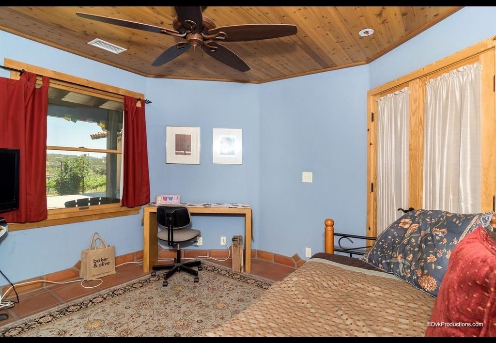 25933 Potrero Valley Road Potrero, CA 91963 - Photo 9 of 25 Gallery Image 9