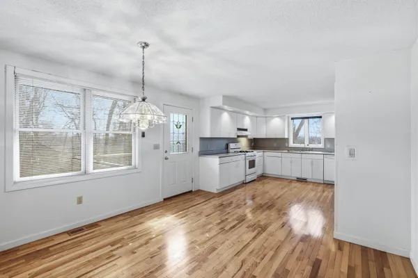 $489,000 | 387 Harrison Street, Manchester, NH 03104
