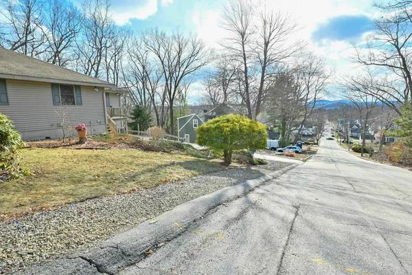 $489,000 | 387 Harrison Street, Manchester, NH 03104