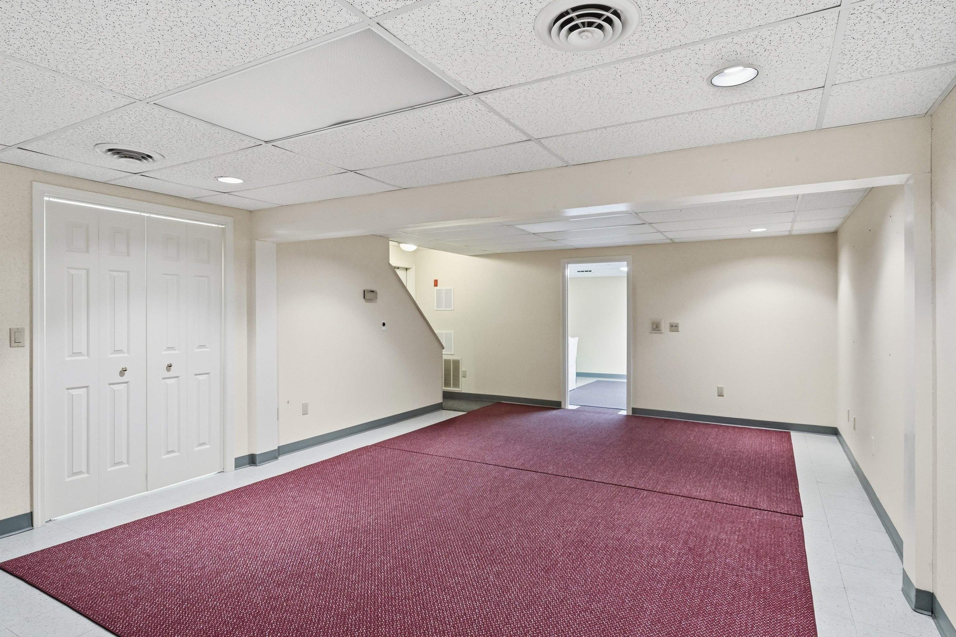 387 Harrison Street Manchester, NH 03104 - Photo 44 of 60