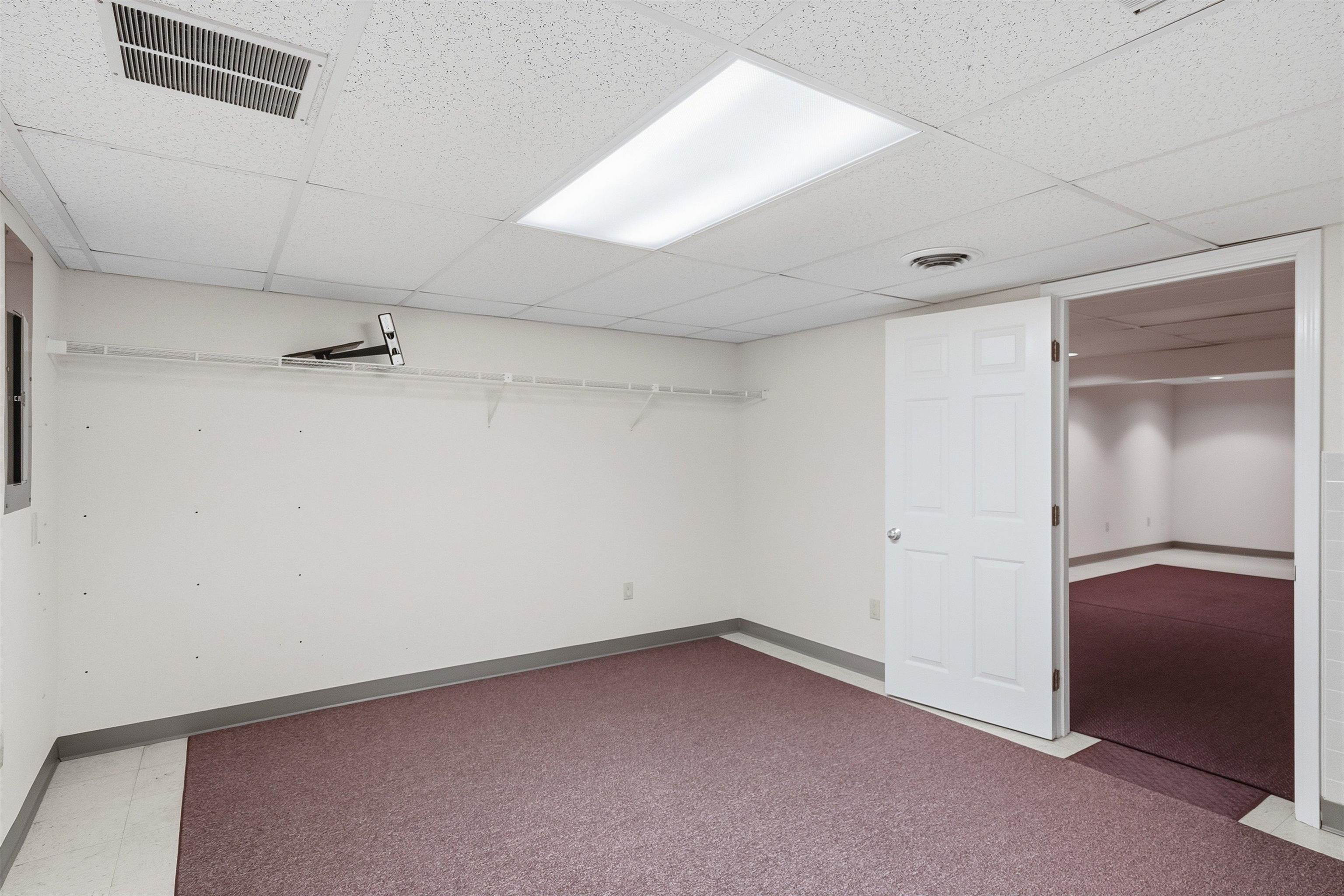 387 Harrison Street Manchester, NH 03104 - Photo 47 of 60