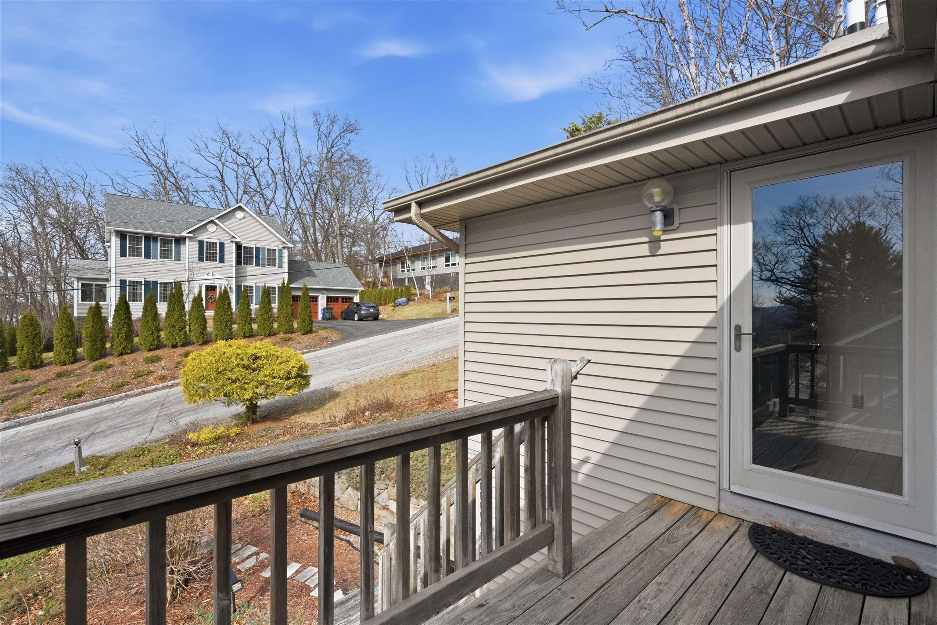 387 Harrison Street Manchester, NH 03104 - Photo 5 of 60