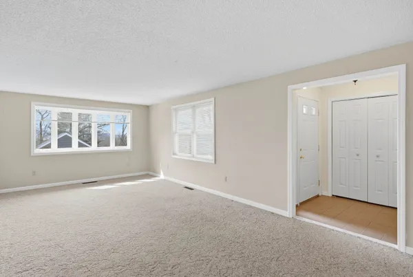 $489,000 | 387 Harrison Street, Manchester, NH 03104