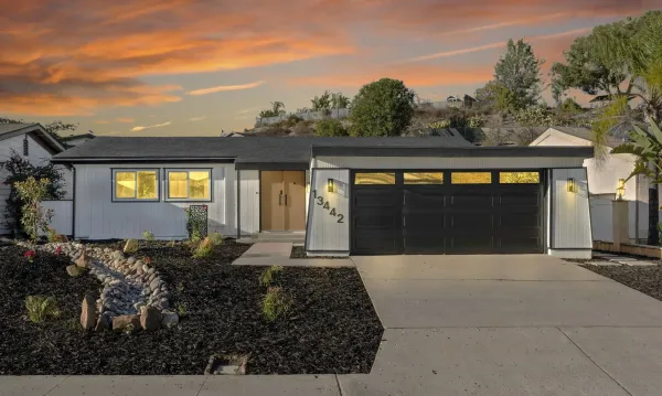 $1,029,000 | 13442 Mountainside Drive, Poway, CA 92064