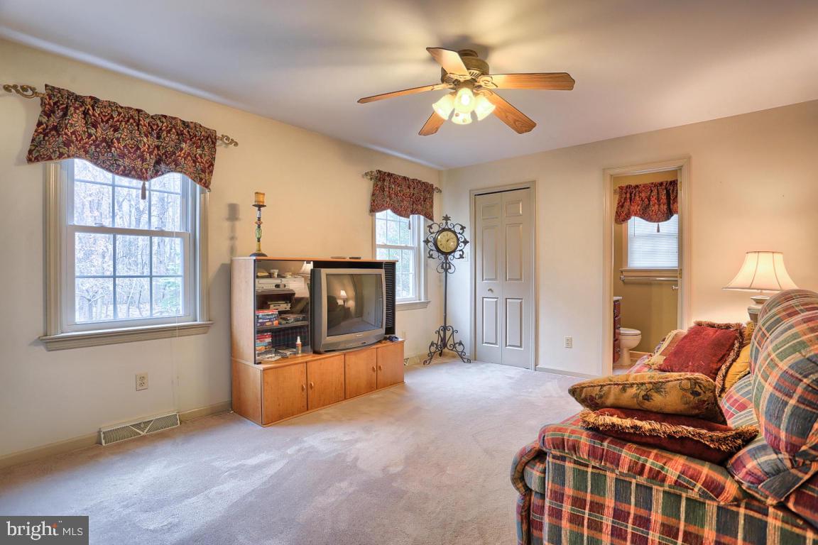 13 Bentley Lane Lititz, PA 17543 - Photo 13 of 35
