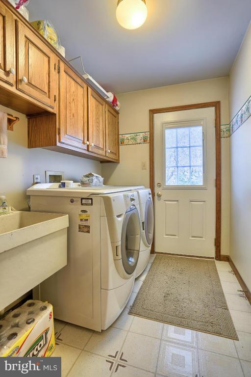13 Bentley Lane Lititz, PA 17543 - Photo 16 of 35