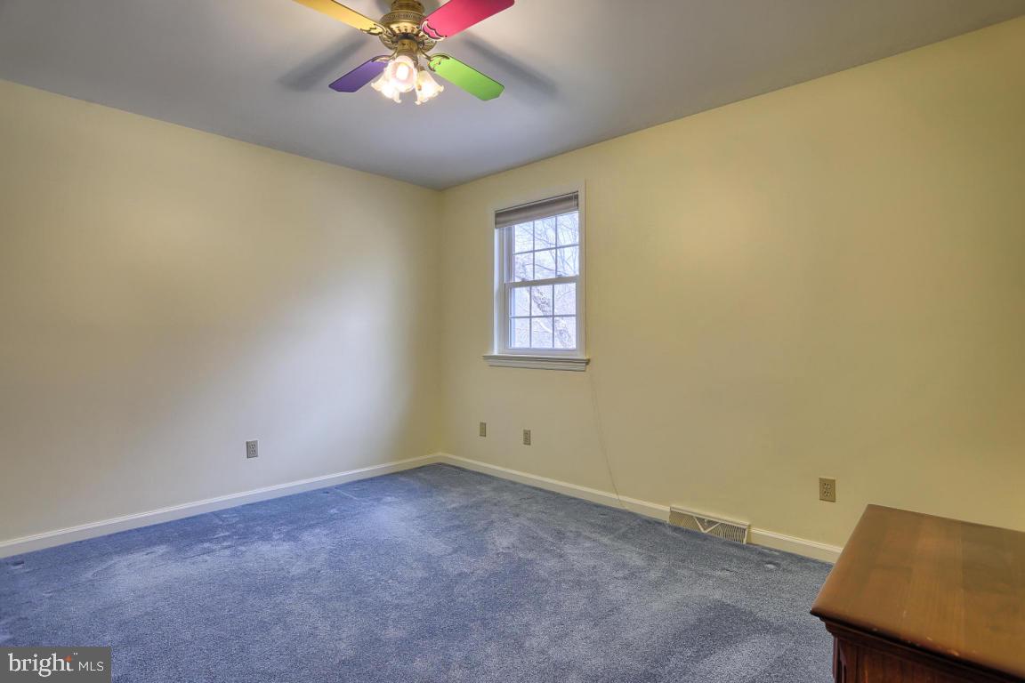 13 Bentley Lane Lititz, PA 17543 - Photo 34 of 35