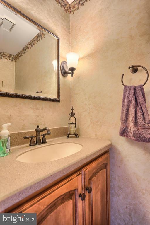 13 Bentley Lane Lititz, PA 17543 - Photo 9 of 35