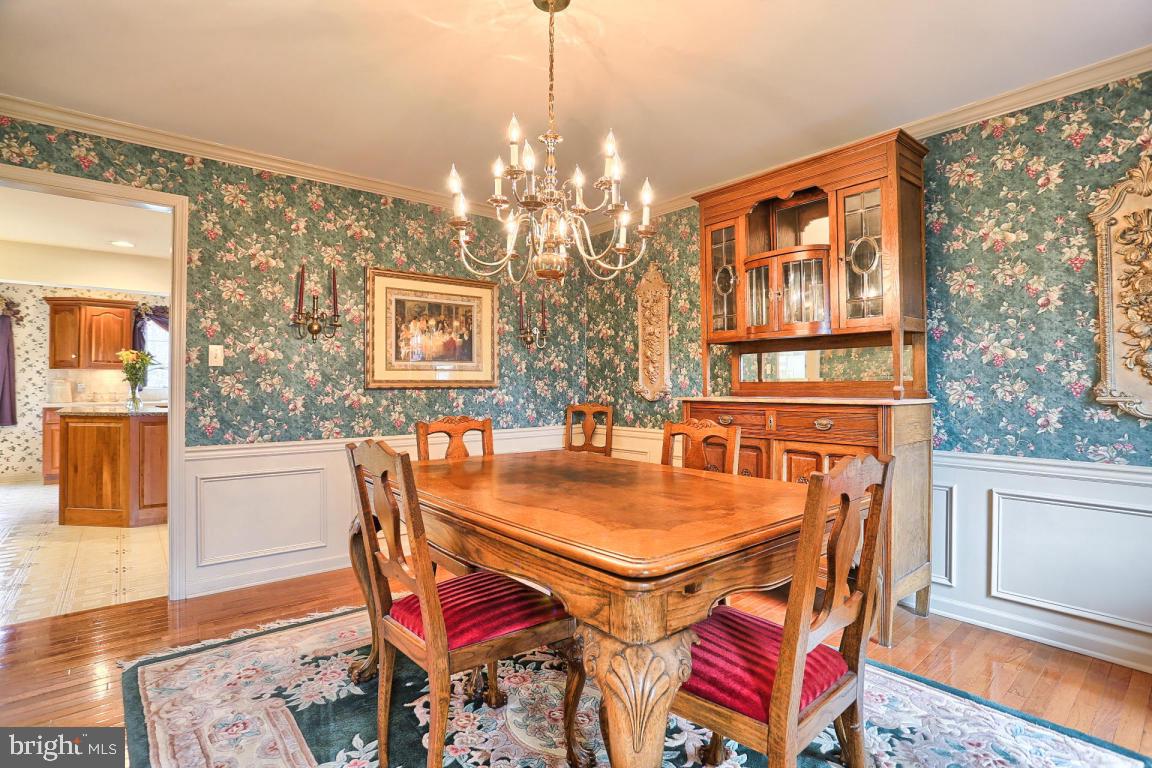 13 Bentley Lane Lititz, PA 17543 - Photo 10 of 35
