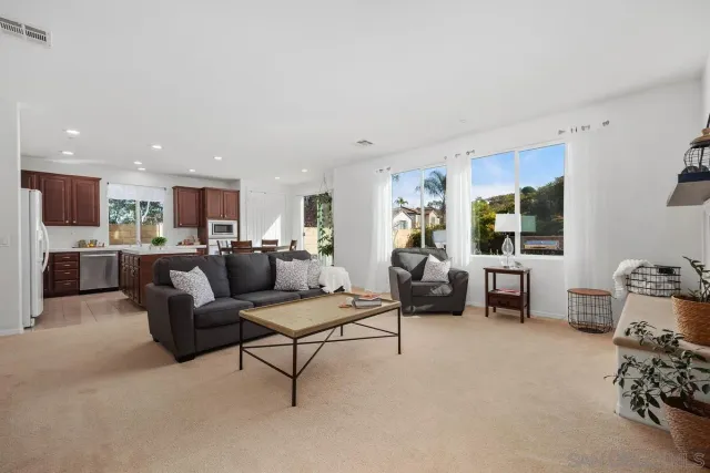 $1,395,000 | 475 Taylor Drive, Oceanside, CA 92056