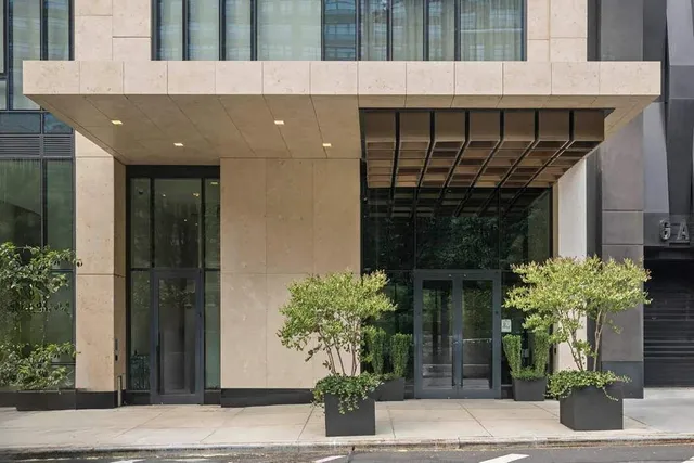 $3,650,000 | 570 Broome Street, Unit 12B | Hudson Square