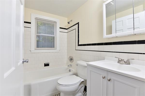 29 Broad Cove Road Hingham, MA 02043 - Photo 11 of 20 Gallery Image 11