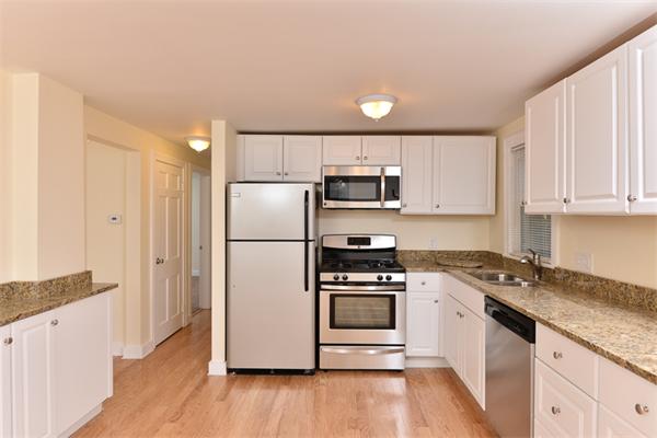 29 Broad Cove Road Hingham, MA 02043 - Photo 6 of 20 Gallery Image 6