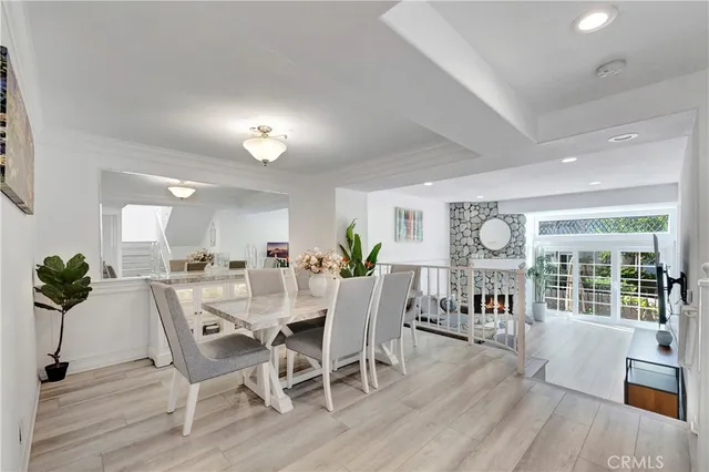 $1,449,000 | 19305 Champion Lane, Huntington Beach, CA 92648