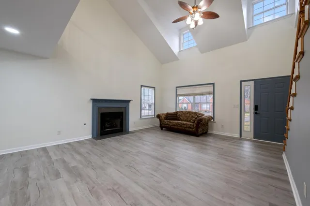 $395,000 | 1753 Auburn Lane, Columbia, TN 38401