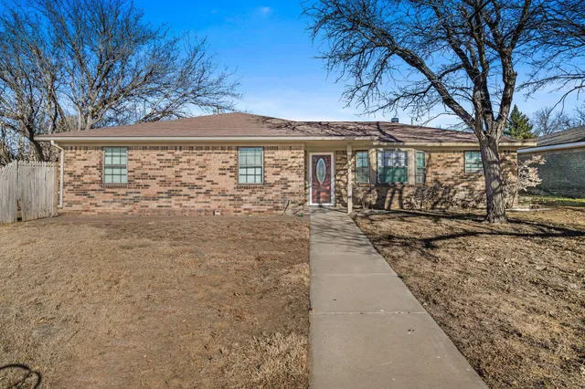 $219,900 | 7504 Elmhurst Drive, Amarillo, TX 79121